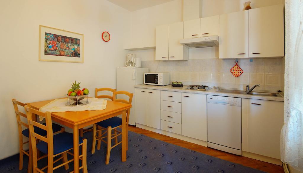 Apartments Lina Novi Vinodolski Pokoj fotografie