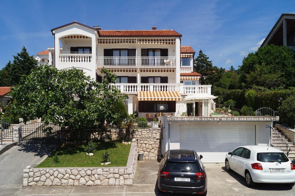 Apartments Lina Novi Vinodolski Exteriér fotografie