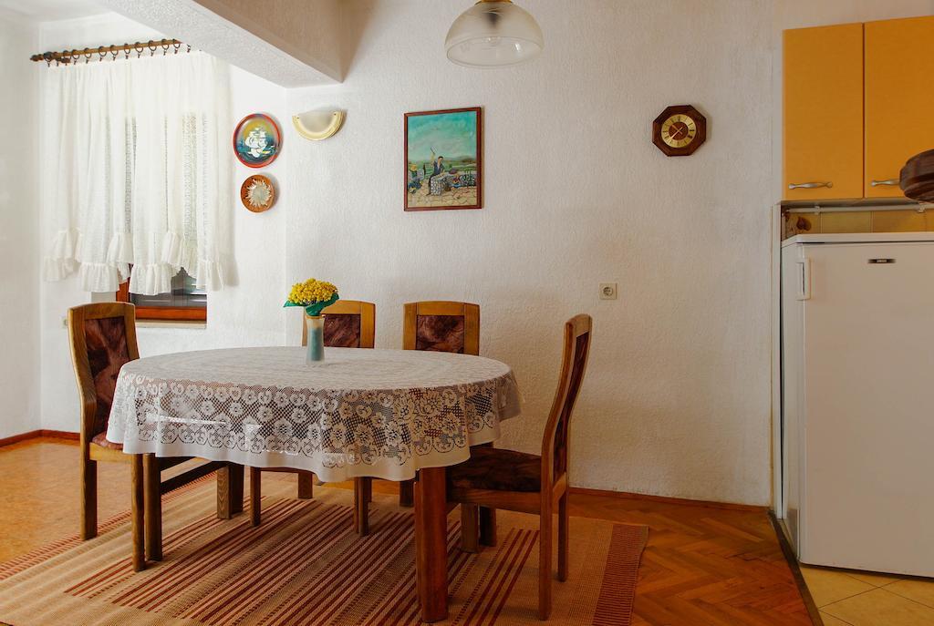 Apartments Lina Novi Vinodolski Pokoj fotografie